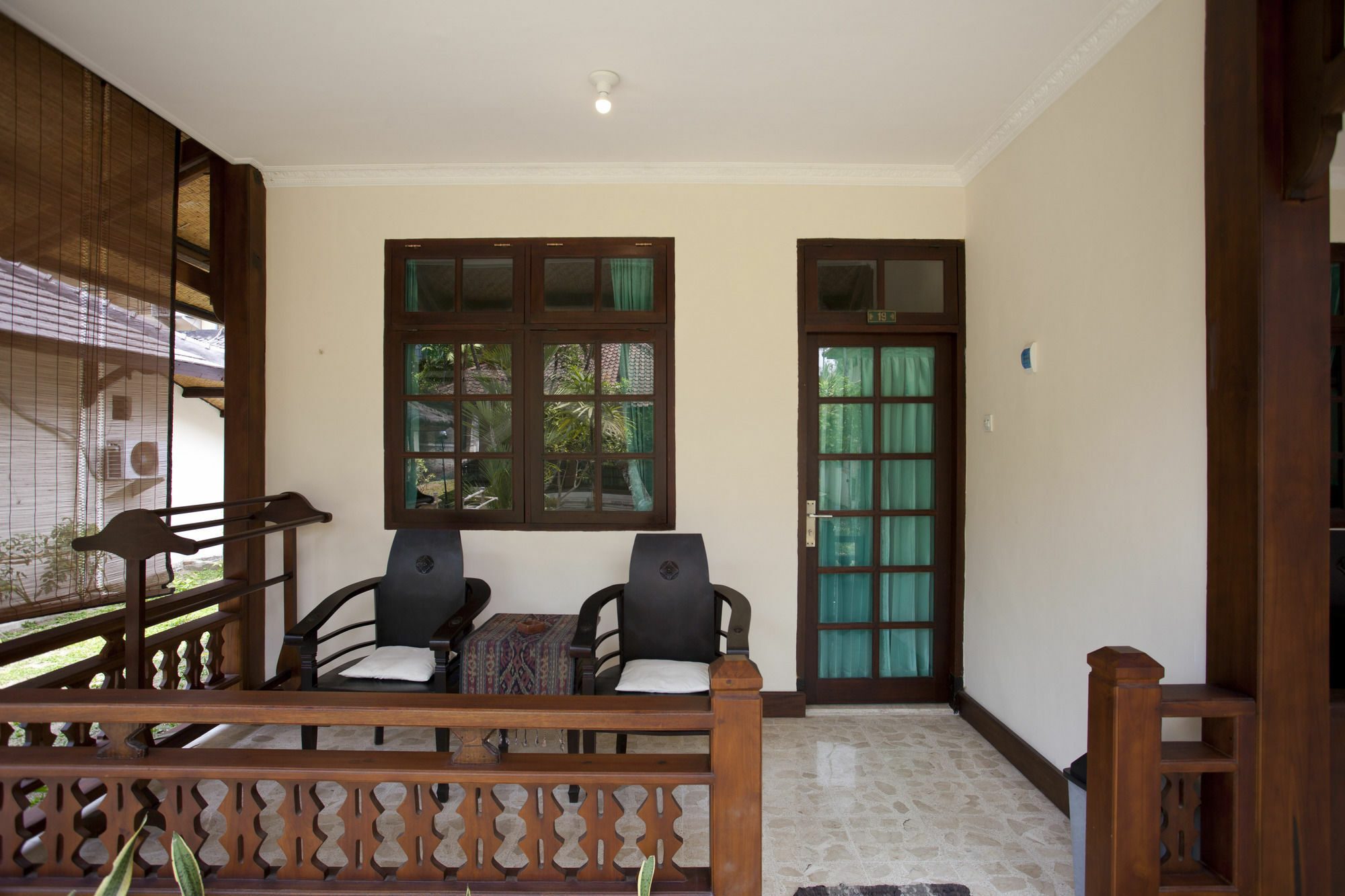 Batu Bolong Cottages Mangsit Exterior foto